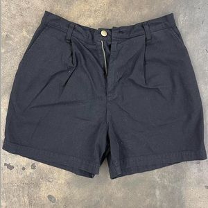 Los Angeles Apparel BLACK
COTTON TWILL PLEATED SHORT